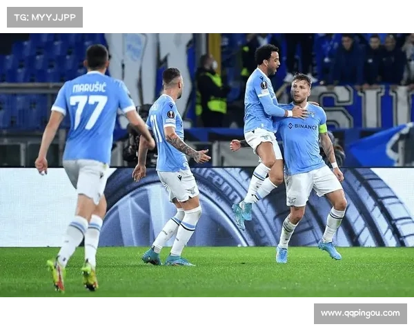 拉齐奥蓝鹰崛起背后的战术革新与球队复兴之路